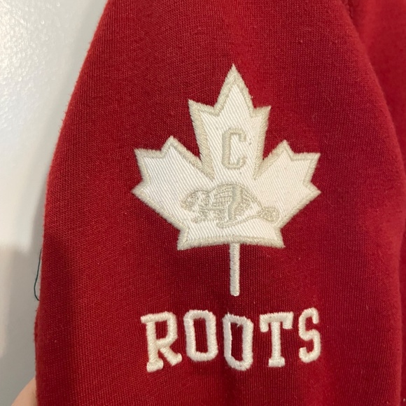 Roots Canada Zip-Up Hoodie - Picture 4 of 4